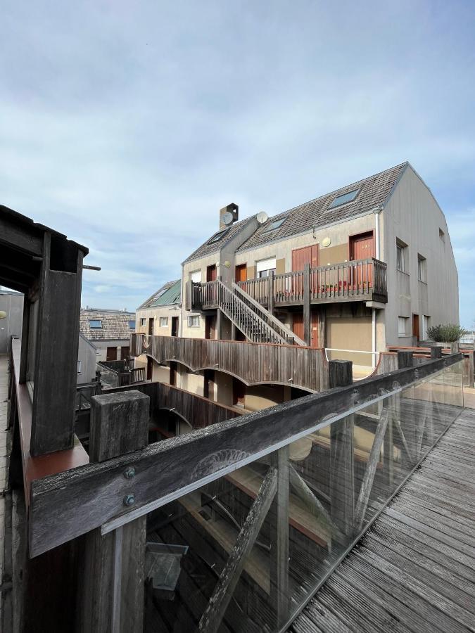 Vue Mer Et Parking La Rochelle  Exterior foto